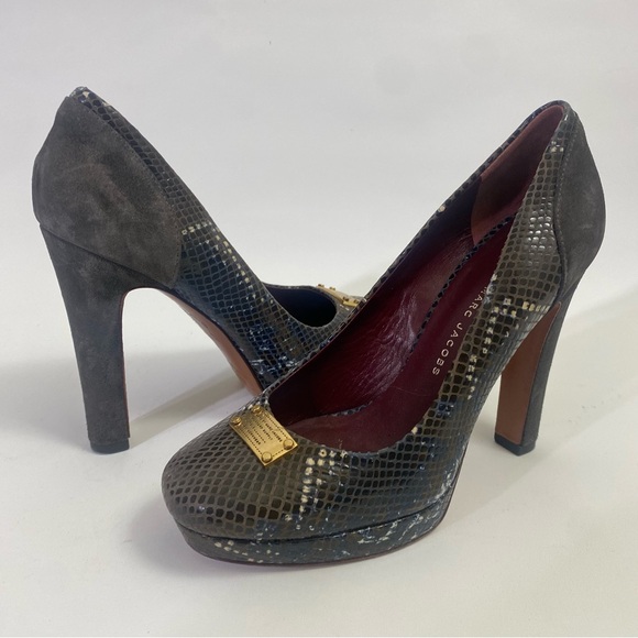 Marc Jacobs Snake Print Platform Pumps Block Heels 6 / 36 Buckle - Picture 5 of 13